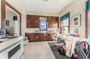 1217 Jackson St, Oshkosh, WI 54901 - Photo 7