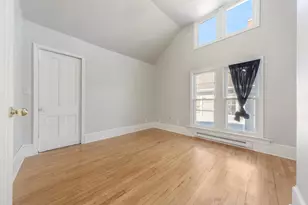 1217 Jackson St, Oshkosh, WI 54901 - Photo 17