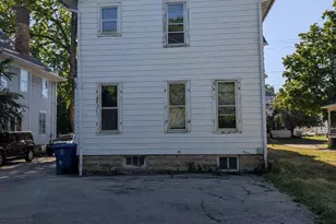 1217 Jackson St, Oshkosh, WI 54901 - Photo 27