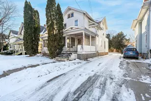 1217 Jackson St, Oshkosh, WI 54901 - Photo 23