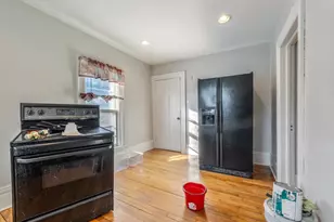 1217 Jackson St, Oshkosh, WI 54901 - Photo 13