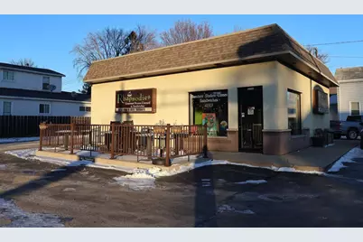 1226 Oregon Street, Oshkosh, WI 54901 - Photo 5