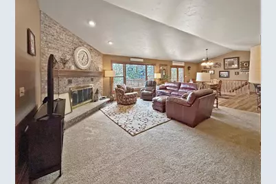 3199 Humboldt Road, Green Bay, WI 54311 - Photo 3