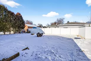 916 Charles St, Little Chute, WI 54140 - Photo 35