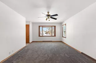 1619 Orchard Dr, Manitowoc, WI 54220 - Photo 5