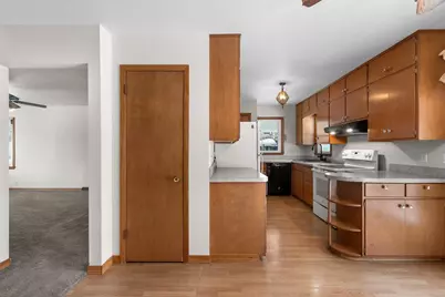 1619 Orchard Drive, Manitowoc, WI 54220 - Photo 13