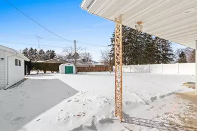 1619 Orchard Drive, Manitowoc, WI 54220 - Photo 37