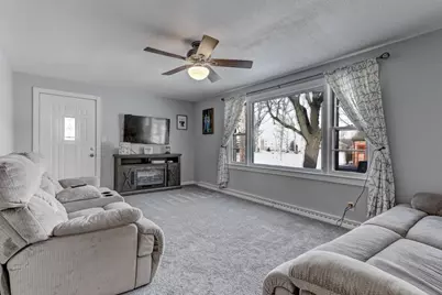 331 N John Street, Kimberly, WI 54136 - Photo 9