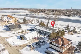 249 S 1st St, Winneconne, WI 54986 - Photo 31