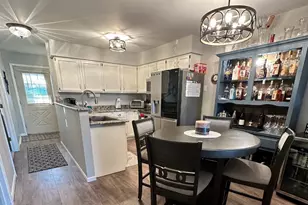 249 S 1st St, Winneconne, WI 54986 - Photo 5