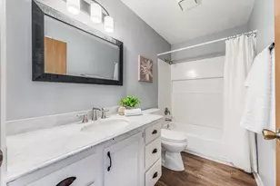 249 S 1st St, Winneconne, WI 54986 - Photo 11