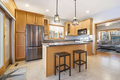 W6537 Firelane 8, Menasha, WI 54952 - Photo 5