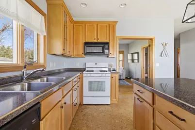 W6537 Firelane 8, Menasha, WI 54952 - Photo 17
