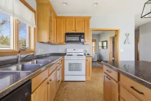 W6537 Fire Lane 8, Menasha, WI 54952 - Photo 17