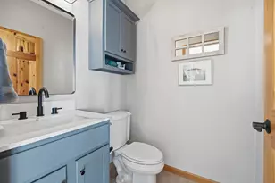 W6537 Fire Lane 8, Menasha, WI 54952 - Photo 15