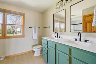 W6537 Fire Lane 8, Menasha, WI 54952 - Photo 29
