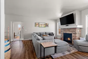 1350 Copilot Way, De Pere, WI 54115 - Photo 17