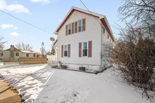 1747 Georgia St, Oshkosh, WI 54902 - Photo 21