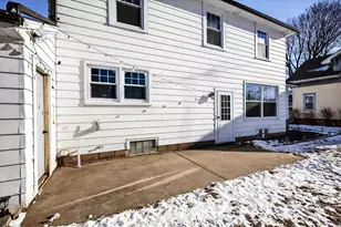 327 Sarah St, Kaukauna, WI 54130 - Photo 33