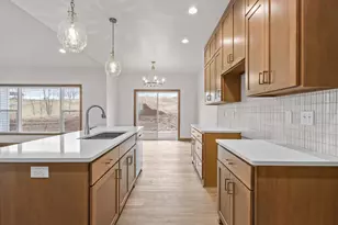 W173 Meadow Ridge Trail, Kaukauna, WI 54130 - Photo 21