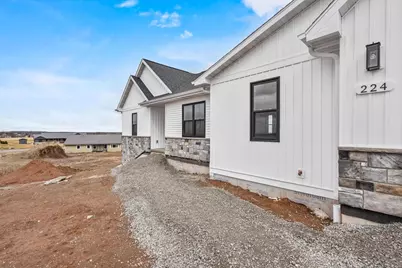 W224 Sunset View Circle, Kaukauna, WI 54130 - Photo 5