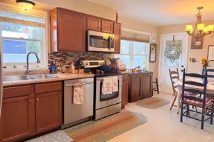 636 Elizabeth St, Menasha, WI 54952 - Photo 3