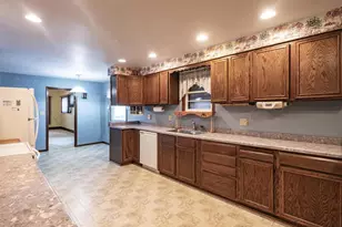 409 E Sumner St, Weyauwega, WI 54983 - Photo 3