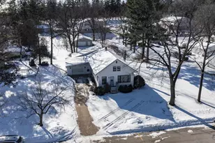 409 E Sumner St, Weyauwega, WI 54983 - Photo 25