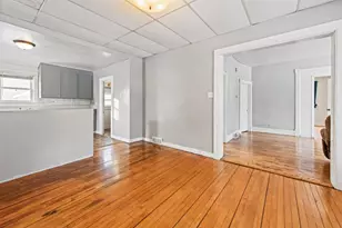 813 8th St, Menominee, MI 49858 - Photo 5