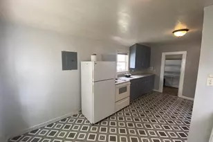 813 8th St, Menominee, MI 49858 - Photo 9