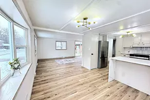 1100 W 10th St, Kaukauna, WI 54130 - Photo 9