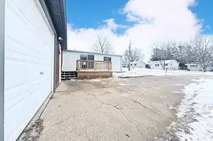 1100 W 10th St, Kaukauna, WI 54130 - Photo 23