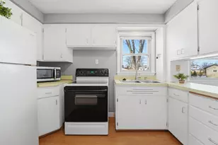 1104 Stead Dr, Menasha, WI 54952 - Photo 11