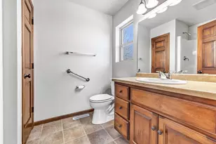 1320 Cardinal Ln, Howard, WI 54313 - Photo 17