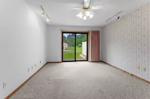 3401 N Fiesta Dr, Appleton, WI 54911 - Photo 15