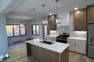 2623 Chambers Xing, Green Bay, WI 54313 - Photo 3