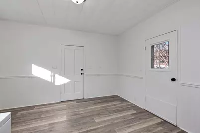 236 W South Park Avenue, Oshkosh, WI 54902 - Photo 23