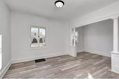 236 W South Park Avenue, Oshkosh, WI 54902 - Photo 11