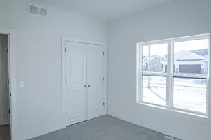 3433 Paula St, Green Bay, WI 54311 - Photo 47