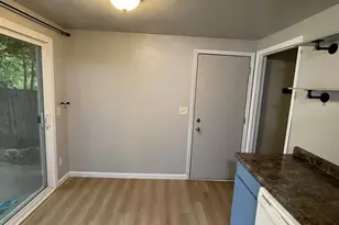 1124 Jaymar St, Green Bay, WI 54313 - Photo 11