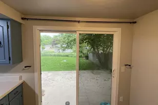 1124 Jaymar St, Green Bay, WI 54313 - Photo 7