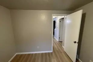 1124 Jaymar St, Green Bay, WI 54313 - Photo 9