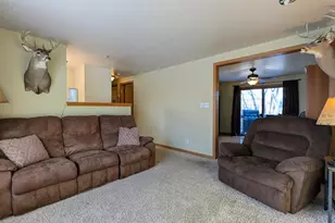 607 E Forest St, Black Creek, WI 54106 - Photo 9