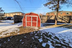 607 E Forest St, Black Creek, WI 54106 - Photo 7