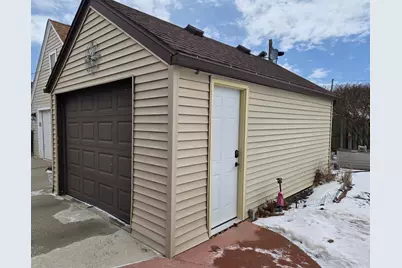 1421 S 21st Street, Manitowoc, WI 54220 - Photo 27