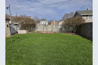 1421 S 21st Street, Manitowoc, WI 54220 - Photo 33
