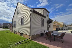 1421 21st St, Manitowoc, WI 54220 - Photo 31