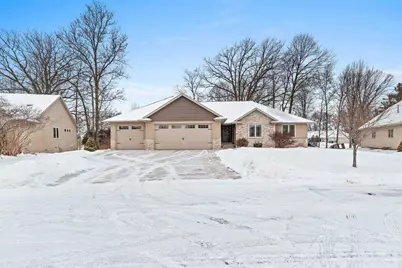 448 Meadow Wind Drive, Green Bay, WI 54311 - Photo 3