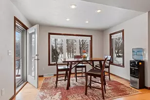 448 Meadow Wind Dr, Green Bay, WI 54311 - Photo 15