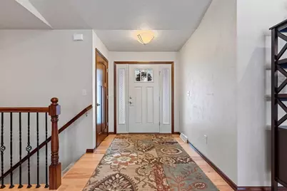 448 Meadow Wind Drive, Green Bay, WI 54311 - Photo 5